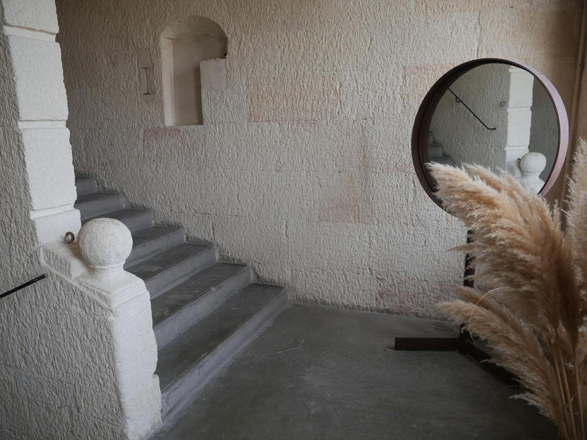 Superbe Appartement Avec Vue Arles Exterior photo